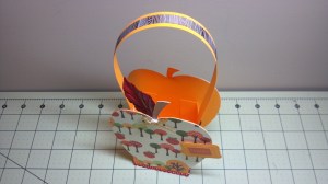 2013-09-11_15-04-35_197Apple Treat Box - Top View 