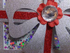 Christmas Present Shaker Card Close Up
