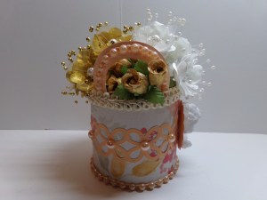 Round Basket with Handle Side View